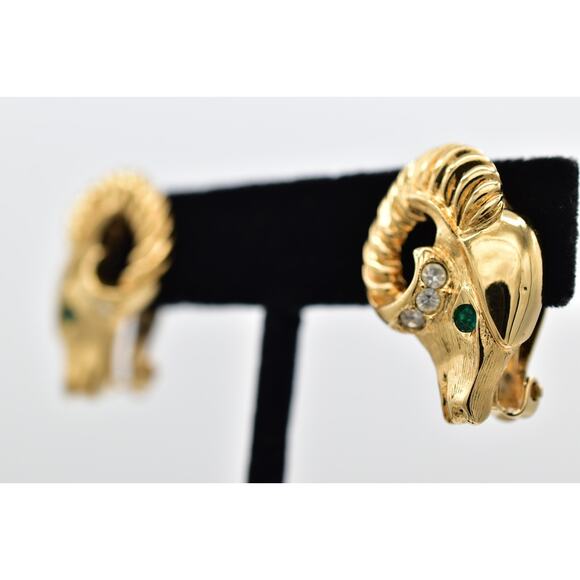 KJL Avon Ram Clip On Earrings Green Rhinestone Crystal Gold Tone Signed 1980s 9I - Picture 2 of 12